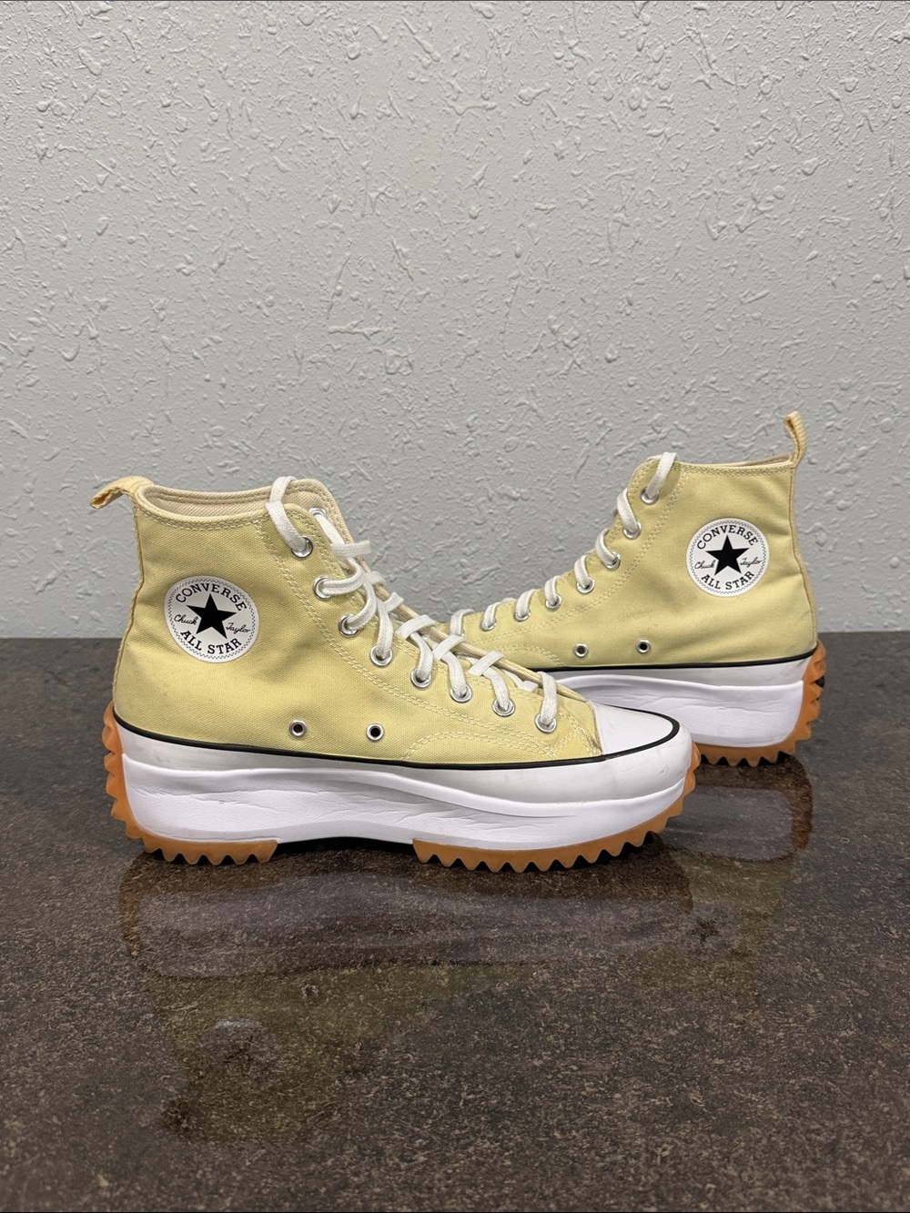 Converse Run Star‎ Hike High Top Sneakers Lemon Drop Yellow Size Women’s Size 11 - Picture 5 of 9